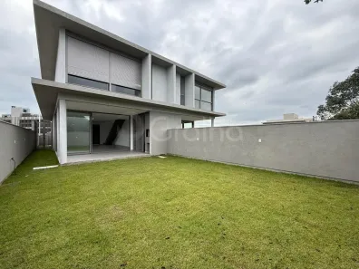 Casa com 3 Quartos à venda, 225m² no Costeira do Pirajubaé, Florianópolis