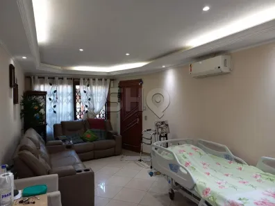 Sobrado com 4 Quartos à venda, 220m² no Vila Bonilha, São Paulo