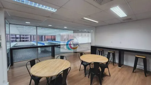 Sala Comercial para alugar, 490m² no Vila Olímpia, São Paulo