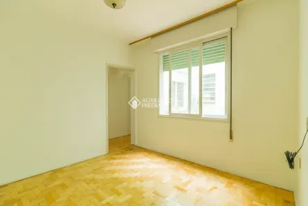 Apartamento com 2 Quartos para alugar, 58m² no Jardim São Pedro, Porto Alegre
