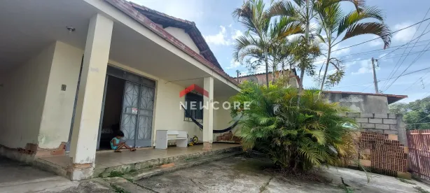 Casa com 3 Quartos à venda, 360m² no Camilo Alves, Contagem