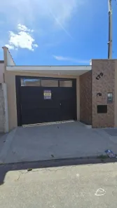 Casa com 2 Quartos para alugar, 175m² no Cidade Industrial, Lorena