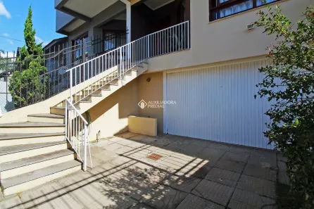 Casa com 3 Quartos à venda, 206m² no Jardim Itu, Porto Alegre