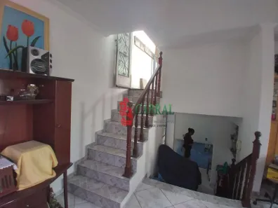 Sobrado com 3 Quartos à venda, 208m² no Cidade SOIMCO, Guarulhos