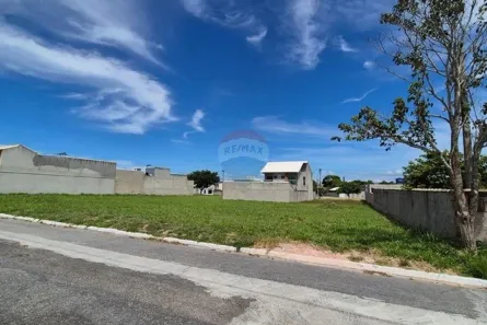 Lote/Terreno à venda, 360m² no São Mateus, São Pedro da Aldeia