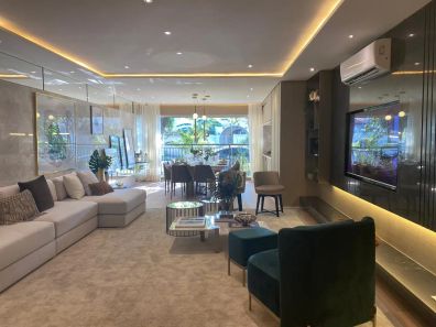 Apartamento com 3 Quartos à venda, 156m² no Jardim das Acácias, São Paulo