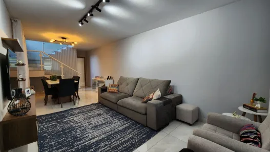Sobrado com 3 Quartos à venda, 106m² no Jardim Paraventi, Guarulhos