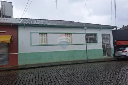 Imóvel Comercial para alugar, 180m² no Centro, Atibaia