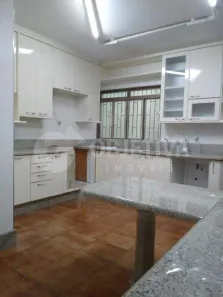 Apartamento com 4 Quartos à venda, 203m² no Tabajaras, Uberlândia