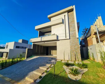 Casa com 3 Quartos à venda, 275m² no Jardins Capri, Senador Canedo