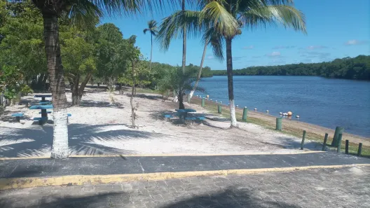 Lote/Terreno à venda, 300m² no Barra do Jacuípe (Monte Gordo), Camaçari