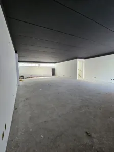 Ponto Comercial para alugar, 368m² no Wanel Ville, Sorocaba