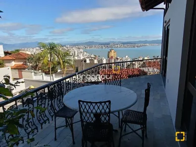 Casa com 4 Quartos à venda, 269m² no Centro, Florianópolis