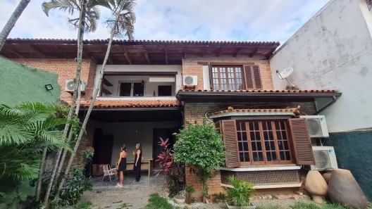 Casa de Condomínio com 4 Quartos à venda, 436m² no São Francisco, Niterói