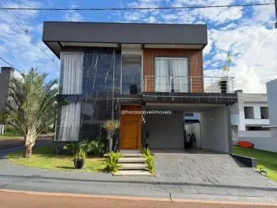 Casa de Condomínio com 3 Quartos à venda, 239m² no Parque Verde, Cascavel