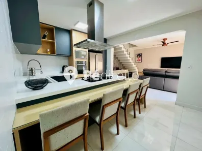 Sobrado com 3 Quartos à venda, 200m² no Cidade Mãe do Céu, São Paulo