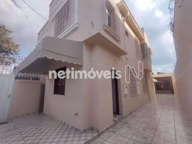 Casa com 2 Quartos à venda, 218m² no Floresta, Belo Horizonte