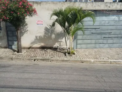 Casa com 3 Quartos à venda, 180m² no Cidade Nova Jacareí, Jacareí