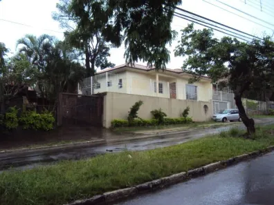 Casa com 5 Quartos para alugar, 200m² no Igara, Canoas