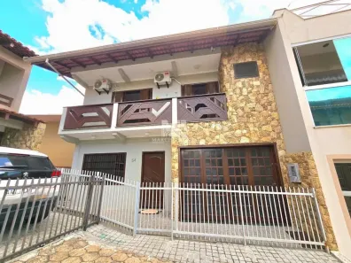 Sobrado com 4 Quartos à venda, 133m² no Centro, Barra Velha