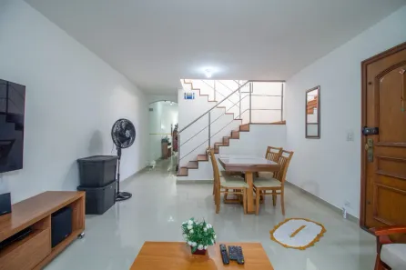 Casa com 3 Quartos à venda, 213m² no Jardim Oriental, São Paulo