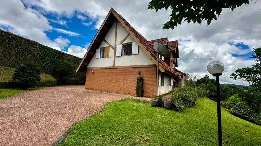 Casa de Condomínio com 4 Quartos para alugar, 1000m² no Colinas Capivari, Campos do Jordão