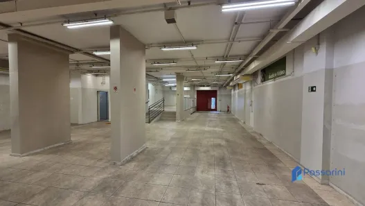 Ponto Comercial para alugar, 537m² no São Mateus, Juiz de Fora