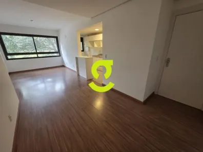 Apartamento com 2 Quartos para alugar, 63m² no Passo da Areia, Porto Alegre