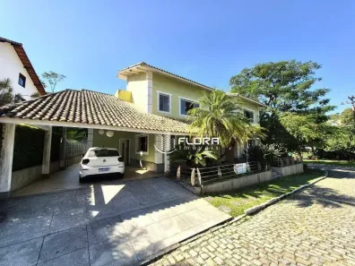 Casa de Condomínio com 4 Quartos à venda, 250m² no Badu, Niterói