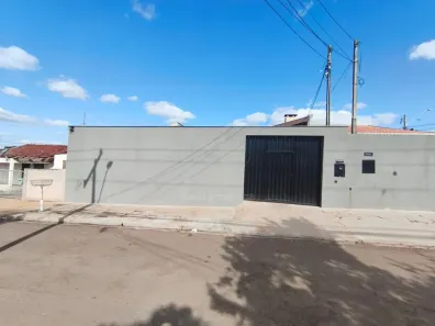 Imóvel Comercial à venda, 30m² no Conjunto Habitacional Milton Gavetti, Londrina