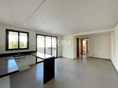 Apartamento com 2 Quartos à venda, 63m² no Martins, Uberlândia
