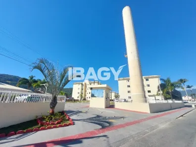 Apartamento com 2 Quartos para alugar, 58m² no Vila Becker, Santo Amaro da Imperatriz