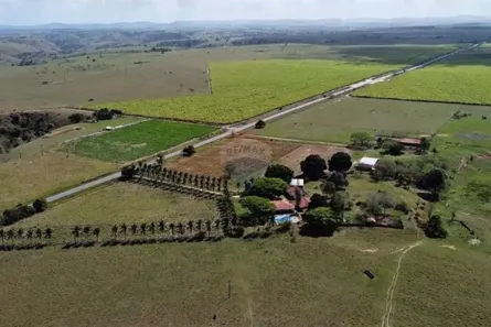 Fazenda/Sítio à venda, 300m² no Centro, Medeiros Neto