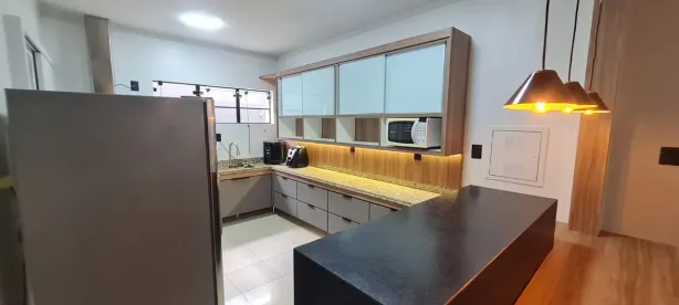 Casa de Condomínio com 4 Quartos à venda, 190m² no Estoril Centreville, Bauru