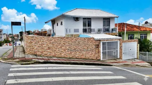 Casa com 4 Quartos à venda, 180m² no Capoeiras, Florianópolis