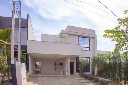 Casa de Condomínio com 4 Quartos à venda, 215m² no Cidade Industrial 2, Londrina