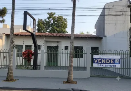 Prédio Comercial para alugar, 193m² no Vila Morangueira, Maringá
