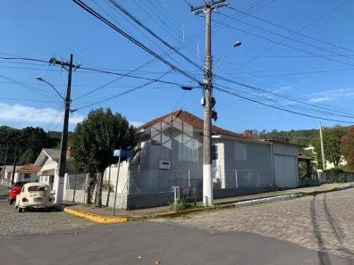 Casa com 3 Quartos à venda, 375m² no Centro, Garibaldi
