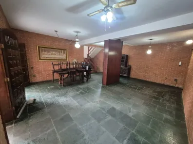 Sobrado com 3 Quartos à venda, 385m² no Vila Jardini, Sorocaba