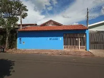 Casa com 4 Quartos à venda, 310m² no Jardim São João Batista, São Carlos