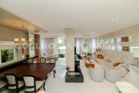 Casa de Condomínio com 4 Quartos à venda, 306m² no Jardim Petrópolis, São Paulo