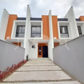 Casa com 3 Quartos à venda, 97m² no Floresta, Joinville