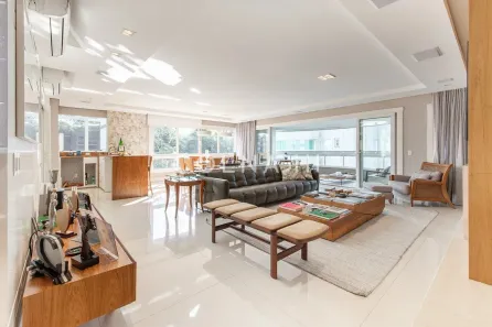 Apartamento com 3 Quartos à venda, 202m² no Bela Vista, Porto Alegre