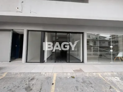 Ponto Comercial para alugar, 60m² no Kobrasol, São José