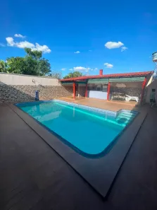 Casa com 3 Quartos à venda, 250m² no Santo Hilário, Goiânia