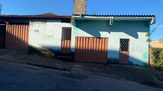 Casa com 2 Quartos à venda, 219m² no Céu Azul, Belo Horizonte