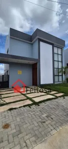 Casa de Condomínio com 4 Quartos para alugar, 200m² no Serrotão, Campina Grande