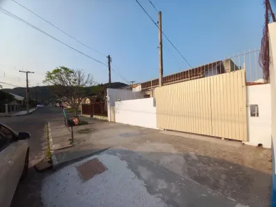Casa com 2 Quartos à venda, 162m² no Nossa Senhora do Perpétuo Socorro, Santa Maria