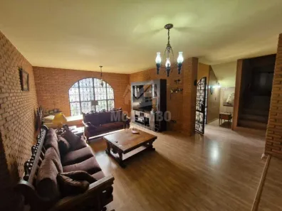 Casa com 4 Quartos para alugar, 280m² no Vila Prudente de Moraes, Itatiba