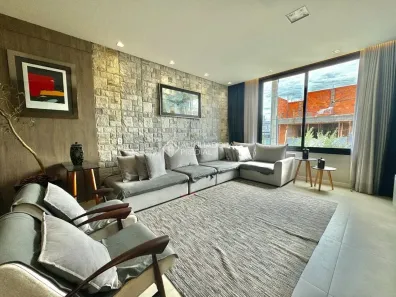 Casa de Condomínio com 3 Quartos à venda, 241m² no Igara, Canoas
